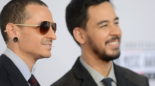 Mike Shinoda comments on Chester Bennington's suicide